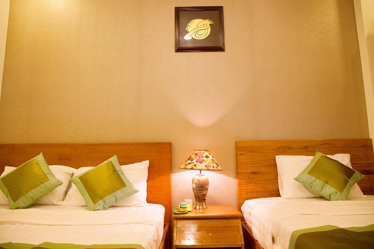 Pelican Nha Trang Hotel Екстериор снимка