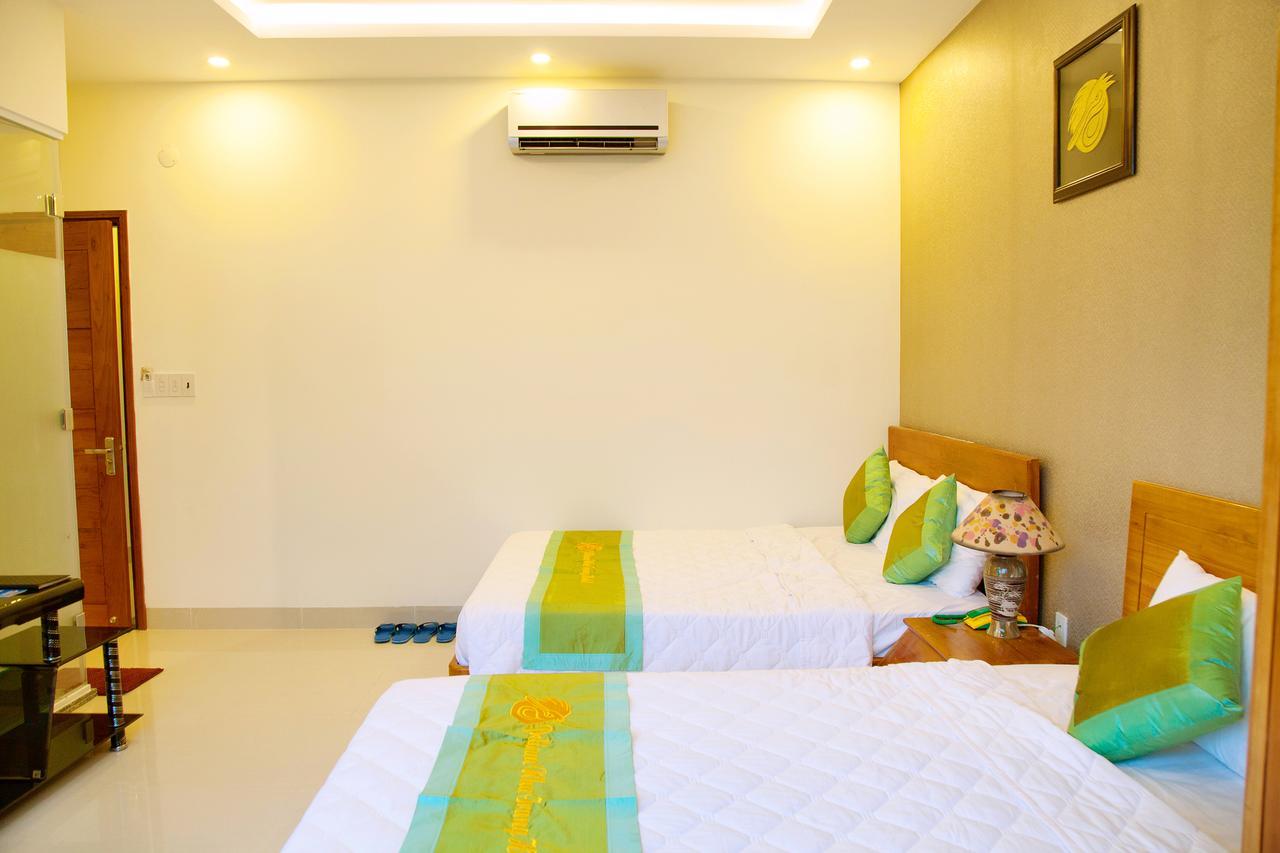 Pelican Nha Trang Hotel Екстериор снимка